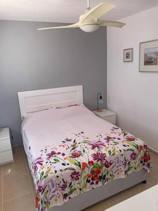 Palm Villa 1 Bed Apartment Overlooking Golf Course San Miguel de Abona Buitenkant foto