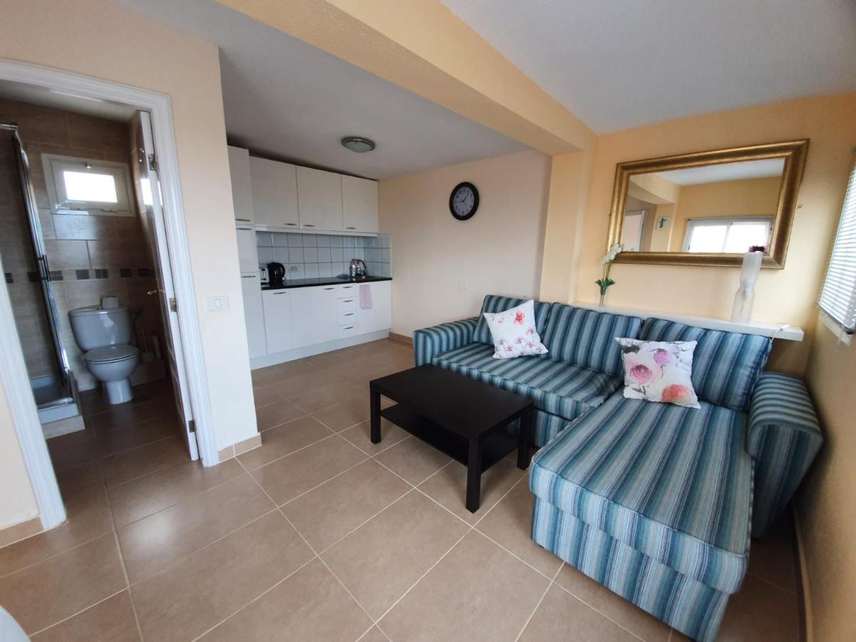 Palm Villa 1 Bed Apartment Overlooking Golf Course San Miguel de Abona Buitenkant foto
