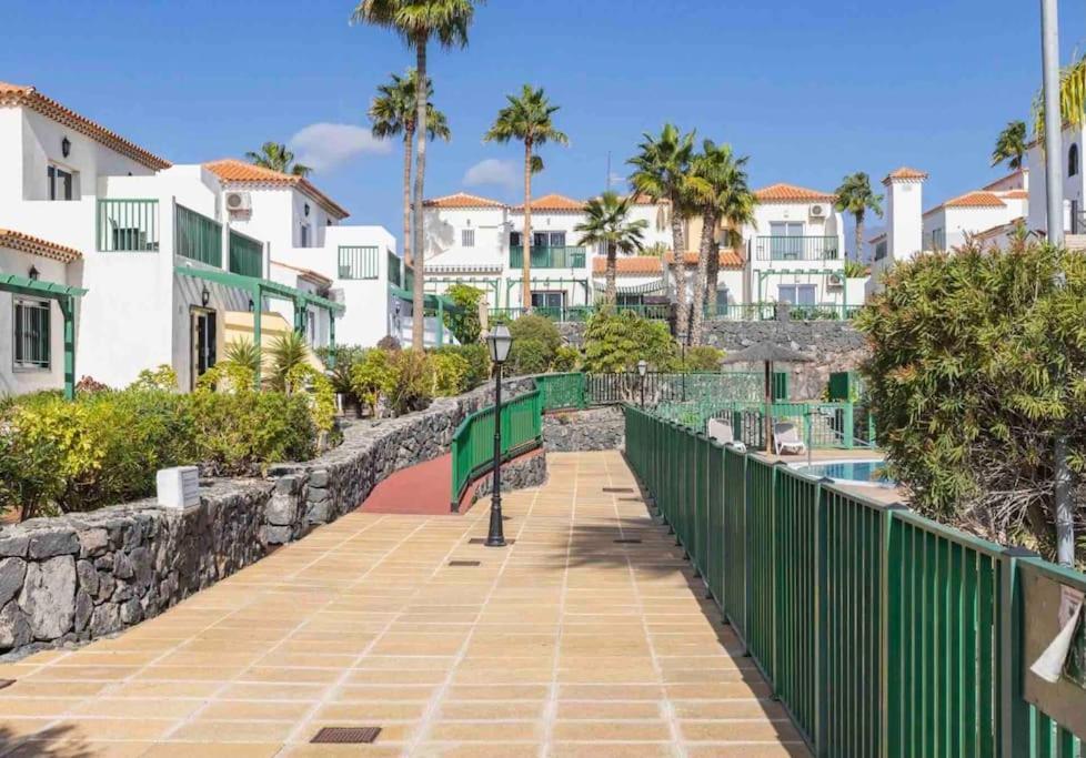 Palm Villa 1 Bed Apartment Overlooking Golf Course San Miguel de Abona Buitenkant foto