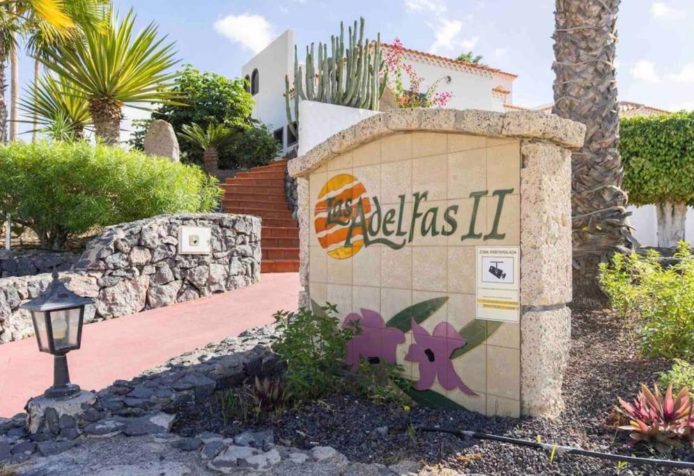 Palm Villa 1 Bed Apartment Overlooking Golf Course San Miguel de Abona Buitenkant foto